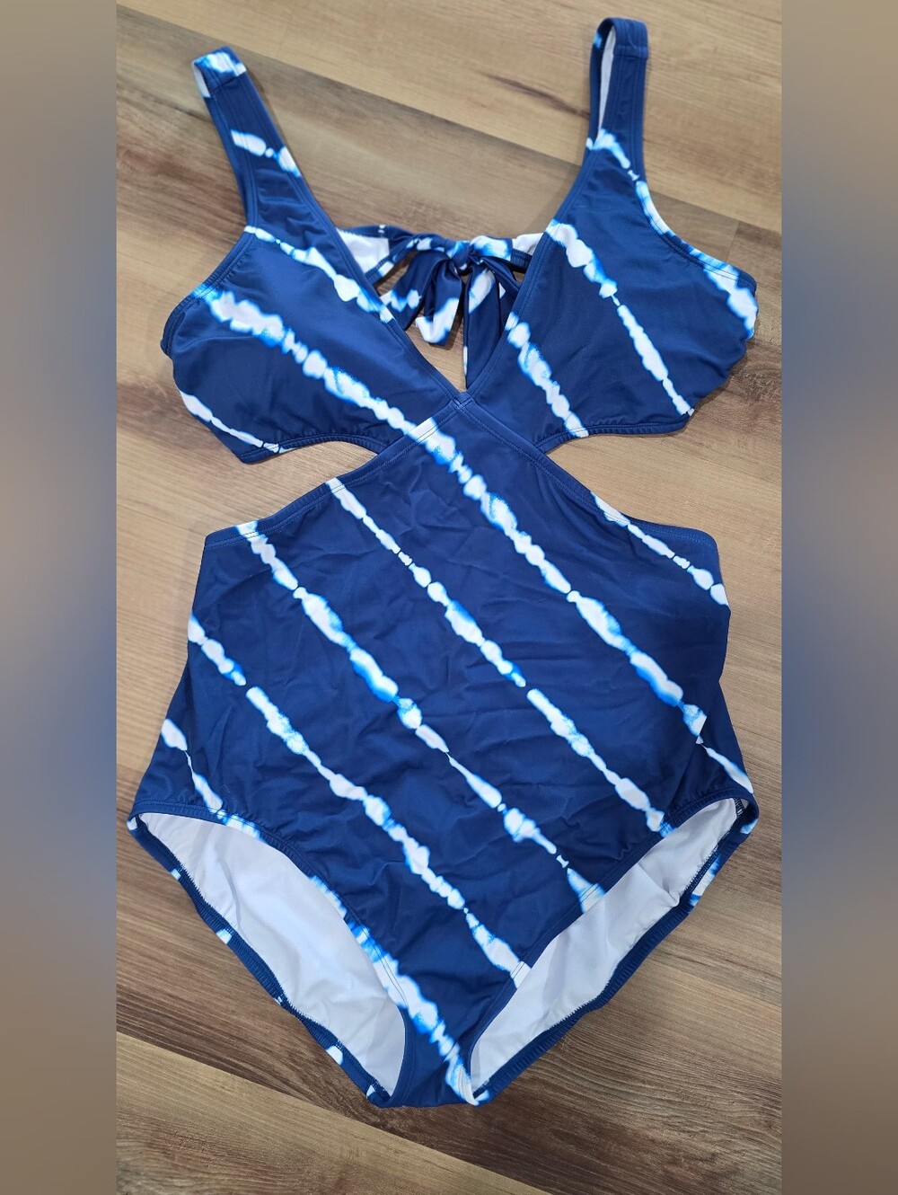 Beach Betty by Miracle Brands Slimming Control Cut Out One-Piece Swimsuit - NWOT
